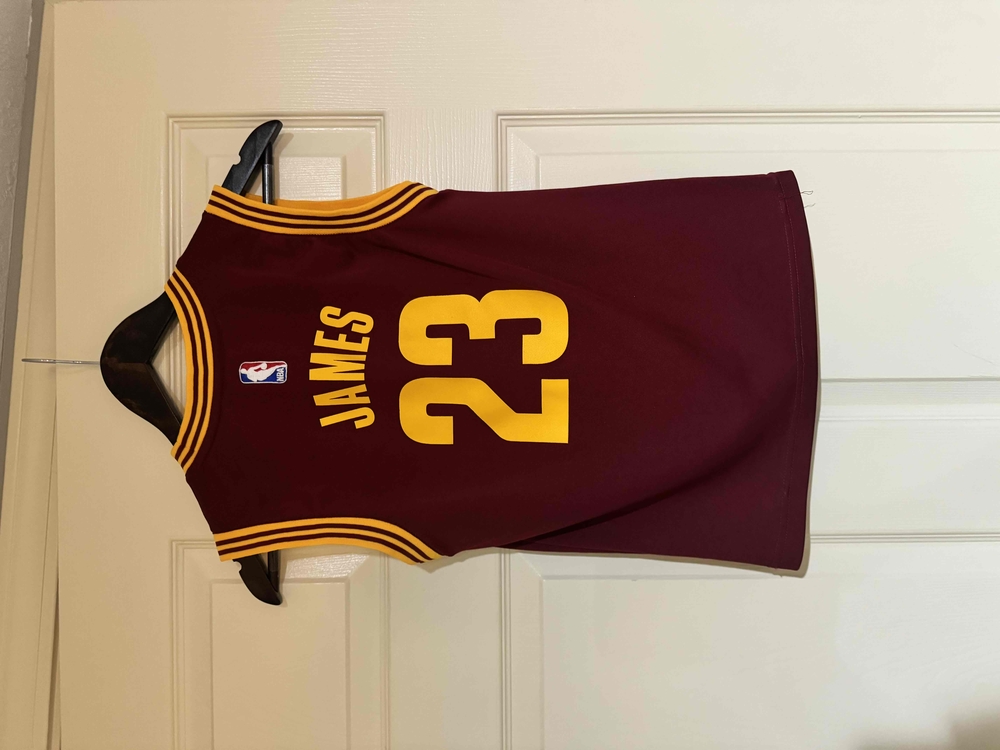 Adidas Cleveland Cavaliers Jersey LeBron James NBA Shirt 2015 Maroon Size S